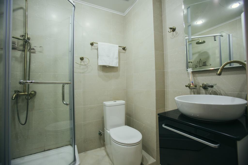 Aparthotel Selfie Batoumi Extérieur photo