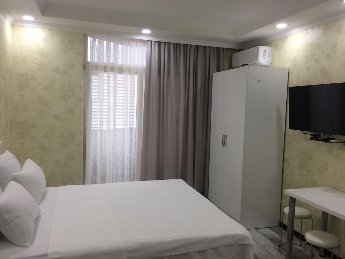 Aparthotel Selfie Batoumi Extérieur photo